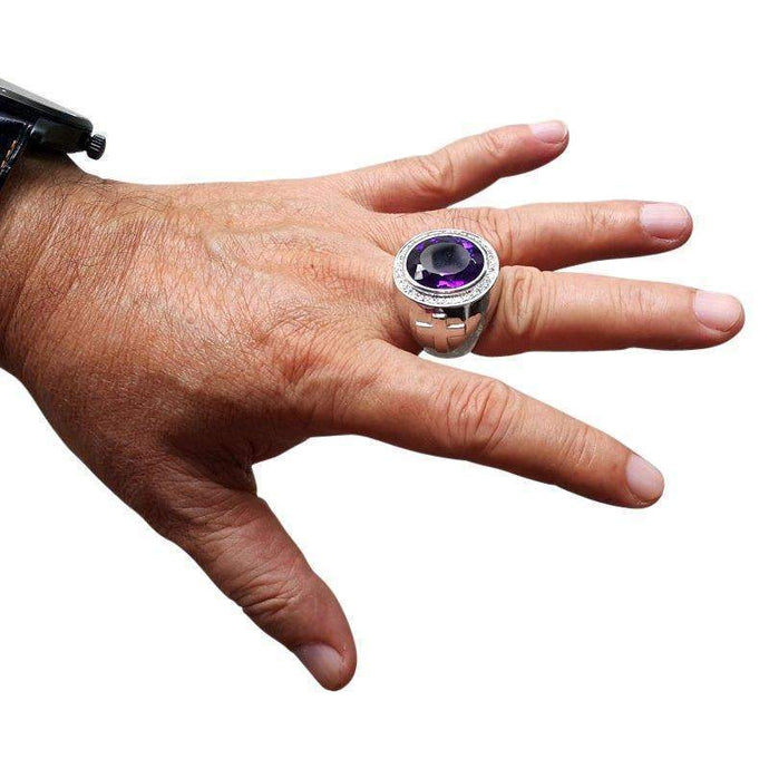 Ce este inelul unui episcop și ce semnificație are?